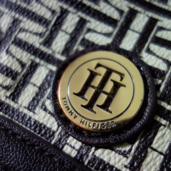 TOMMY HILFIGER Crossbody Bag - Picture 5 of 6